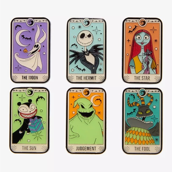 Loungefly The Nightmare Before Christmas Tarot Card Blind Box Enamel Pin - Picture 2 of 4